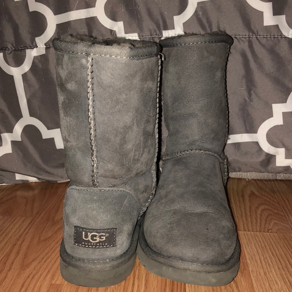Grey Uggs